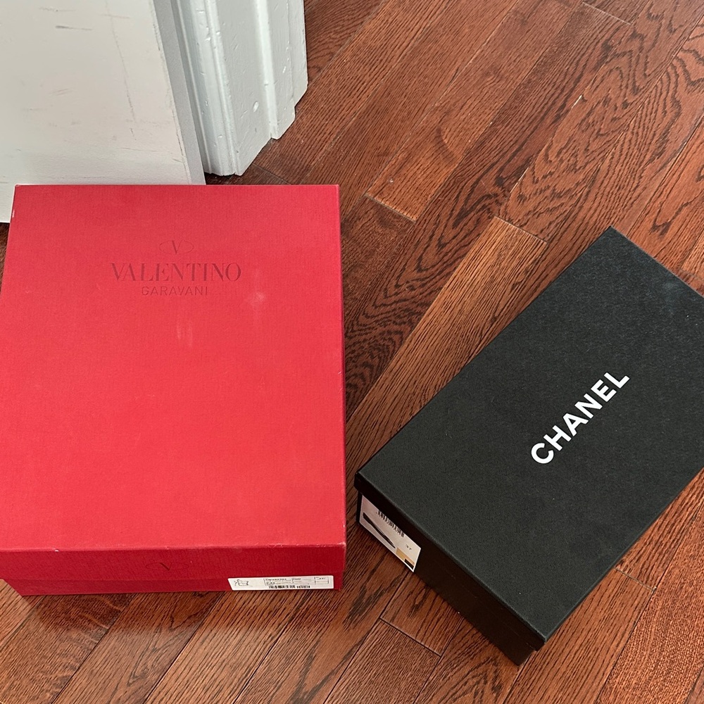 Valentino Garavani Red Box